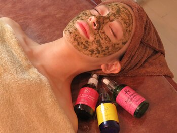 エミルカ 仙台(EMILUCA)/REVI【陶肌トリートメント】