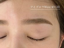 ミネス(me'ness)/アイブロウWax/並行アーチ