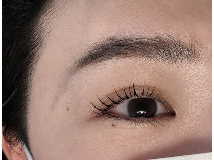 エムイニョン(m.Inyeon)の写真