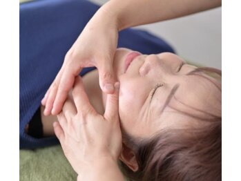 ア ニュームーン 京都烏丸店(a New Moon)/