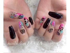 Nail Salon LUCIA