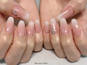 サロン オードリー 名駅店の写真/駅近&平日最終受付19時♪【定額ネイル(オフ込)¥4200~】お仕事帰りのOLさんや主婦の方、お子様連れでも◎