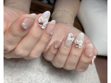 モンルポ 大阪梅田店(MonRepos)/エンボスフラワー