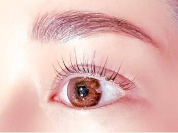 イリ(___Ili)の写真/大通駅徒歩1分/トレンドメイクに欠かせない”丸みカール”な睫毛は《___Ili》にお任せ!カワイイは作れる★