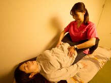 ツバキ(TUBAKI)の雰囲気（内臓の位置を整える子宮施術や体をほぐし疲れにくくする筋膜施術）