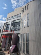 アリス 高松店(ARIS)/お店の入り口【扉を引きます】