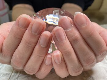 ダブルムーンビューティフル(DOUBLEmoonBeautiful)の写真/お仕事上ジェルネイルができない方へ☆自爪をサロン仕立ての仕上がりに♪