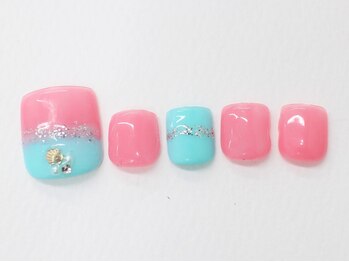 ネイルサロンセレーネ(Selene)/ピンク ブルーフットネイル