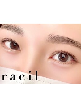 ナチュラル上品な目元にしたい