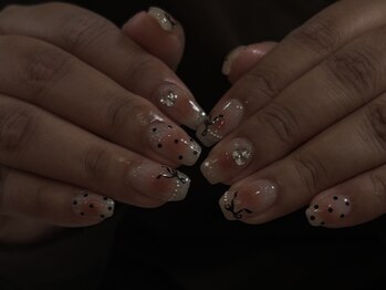 kaede担当 チークネイル、ドット