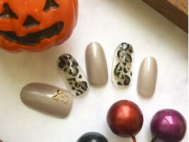 ニュアンスレオパードネイル