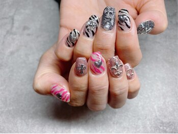 モレリア(morelia)/海外ネイル個性