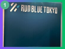 ランブルー トウキョウ(RUN BLUE TOKYO)/入り口にあります