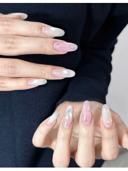 ヘブン ネイル 鶯谷(HEAVEN Nail)/ゴージャスで優しいデザイン