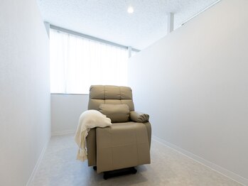 ロレインブロウ 枚方店/施術ルーム