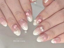 リッシュ トロワ(RICHE trois)/肉球ネイル