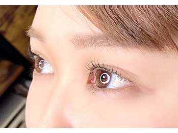 マムア レア(Mamua le'a)/パリジェンヌラッシュリフト