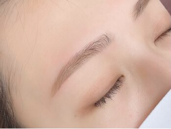 ビューステージ アイブロウサロン 横浜/どんな角度もキレイな眉に♪