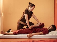 タイ古式マッサージ ランプーン/浮腫改善/タイ古式マッサージ