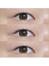 スール トロワ(Sour～trois)/ラッシュリフト