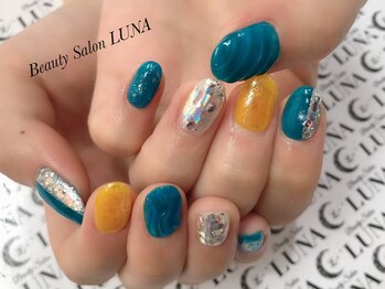 ビューティーサロン ルーナ(LUNA)/持ち込みデザインネイル
