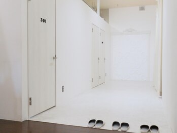 ルシェル ブラジリアンワックス(LE'CIEL)の写真/《当店人気No.1♪【Wax＋美肌脱毛のW施術】VIO脱毛1回7500円》男性脱毛も当たり前の時代！初めての方にも◎
