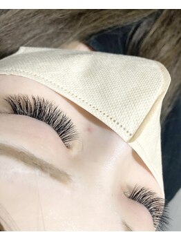 ネイルサロン アニーアンドジーノ(NAIL SALON Annie&Gino)/ボリュームラッシュ