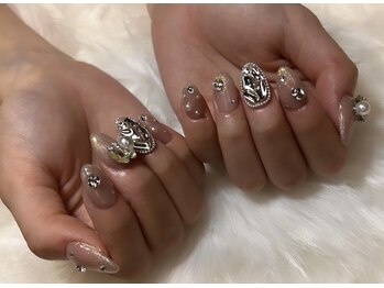 ジェイノヴァール(Jnovart)/