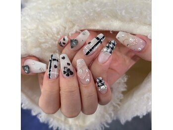 ガーリーネイル