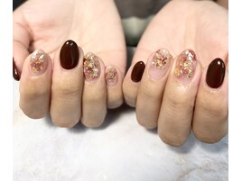 ニュアンス金箔ネイル