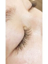 まつ毛エクステ専門サロン マドモア 加古川店/自然派ナチュラルデザイン