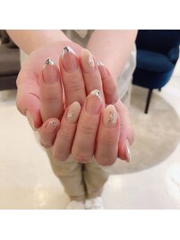 ガラスフレンチとシェルネイル