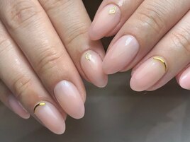 上品グラデーションネイル