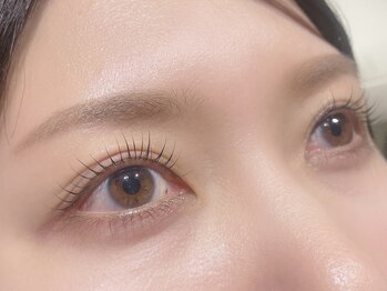 ヨキ(jogi)/ふんわり《まつげパーマ》