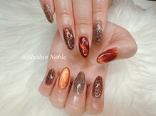 ノーブル(Noble)/キラキラフラッシュネイル