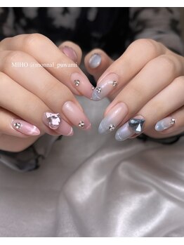 リアンド(Li&)/ピンク×ブルー ネイル