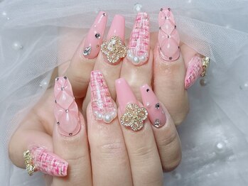 ナオミ 新宿店(Naomi)の写真/理想のイメージを形に。持ち込みデザインも大歓迎！高い再現性とセンスで、憧れのアートを指先に再現。