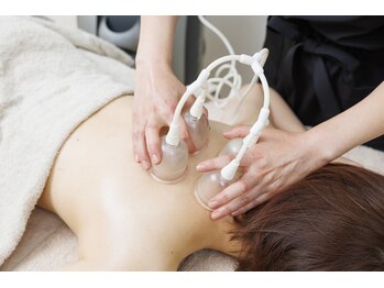 ヴィアージュ(viage)/頑固な肩こり、背中のこわばりに
