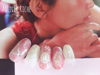 アグニークリッシェ(Agunik Riche)/【大理石ネイル】