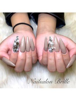 エスフィーネイルサロン ブリーユ(Esfy nailsalon Brille)/埋め尽くしネイル