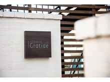 グラチア(Gratiae)/サロン看板