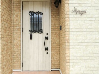 ピュアルクラ PURE LUCRA/PURE LUCRA【ピュアルクラ】入口