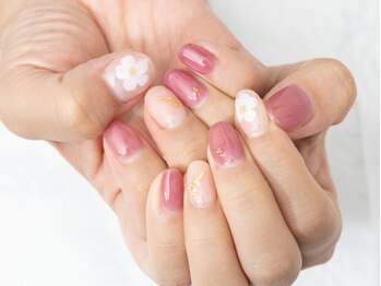 ネイルナナ(Nail NaNa)の写真/仕上がりの美しさ&モチにもこだわった丁寧なケアつき♪可愛いネイルで注目度UP♪画像持ち込みOK◎