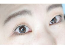 エム/まつ毛パーマ