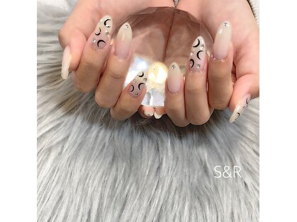 エスアンドアール(S&R)の写真