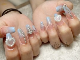 キラキラグラデーションネイル