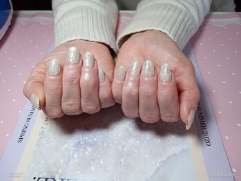 イーズ(ease)/シルバーラメ