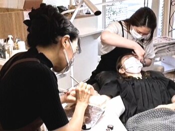 ウィスプ(WHISP)の写真/【同時施術で時短♪】ネイル＆アイの組み合わせ自由◎美容メンテ時間の確保が難しい方にも人気のコース★