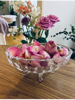 リリーボワ(LillyBois)/薔薇の花びら