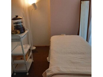 美々百 健軍店/サロン内